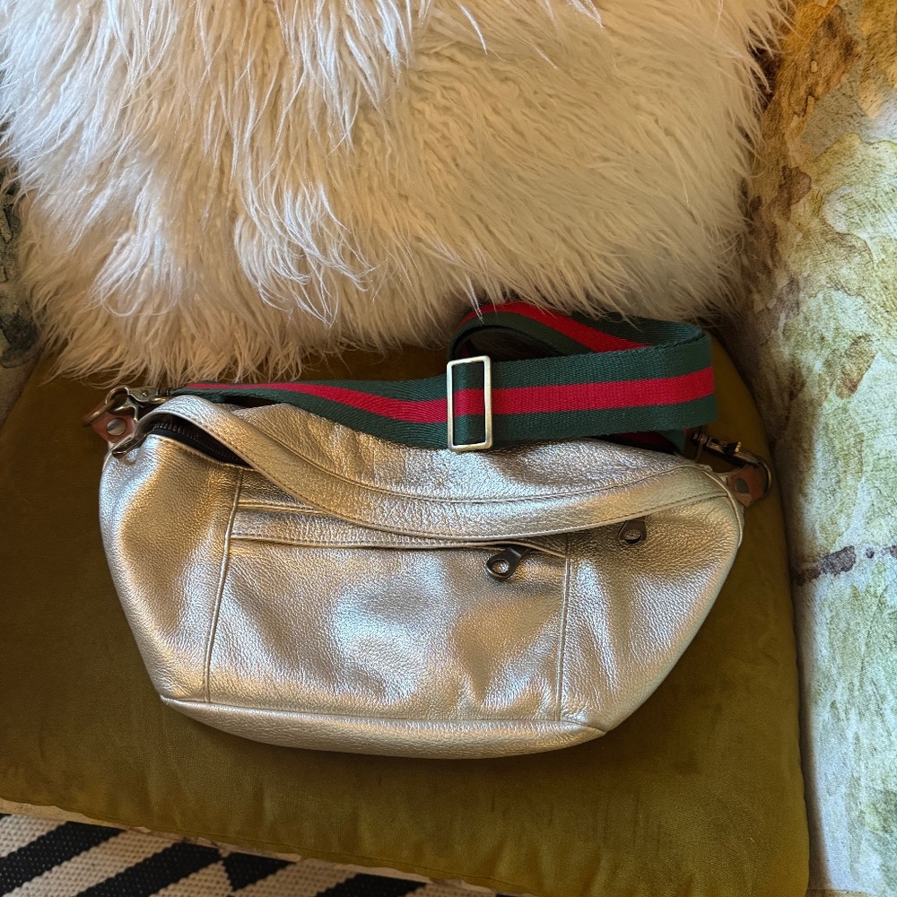 Parker Thatch Platinum Sling Bag & Crossbody Strap